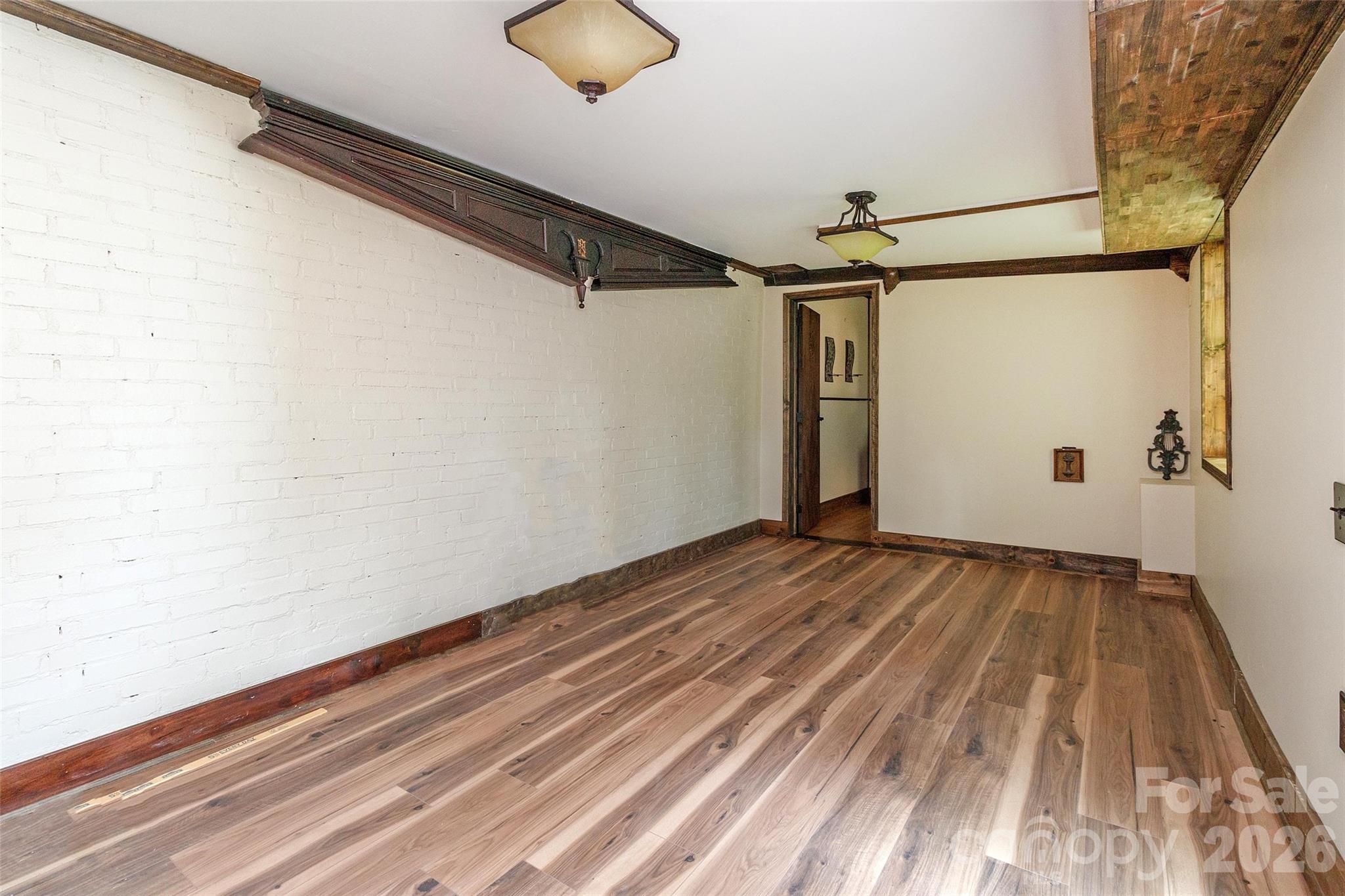 903 W Franklin Street — Monroe