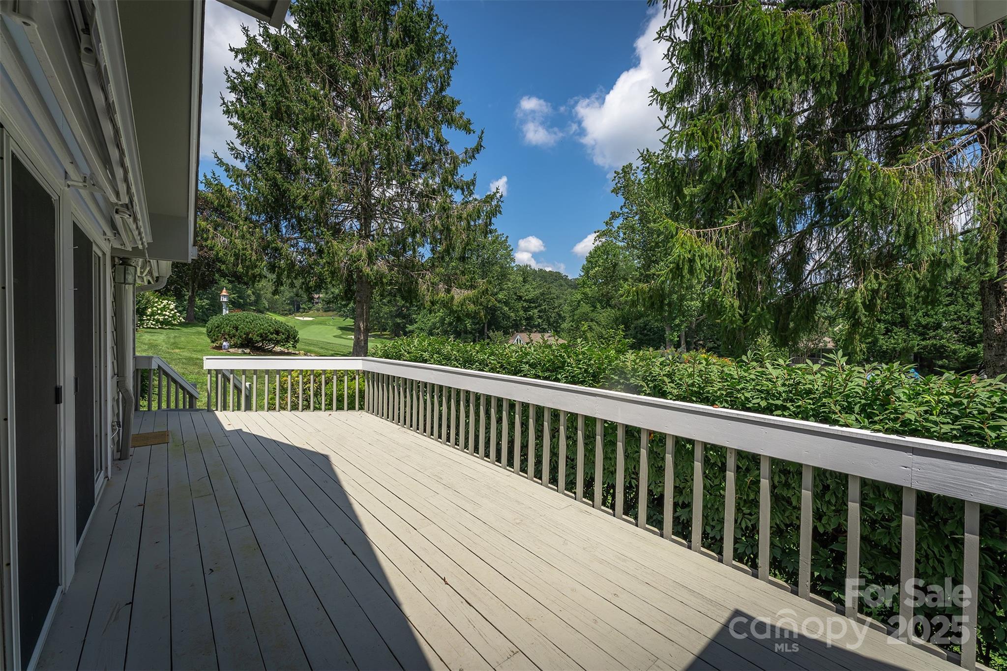 144 Overlook Drive — Flat Rock