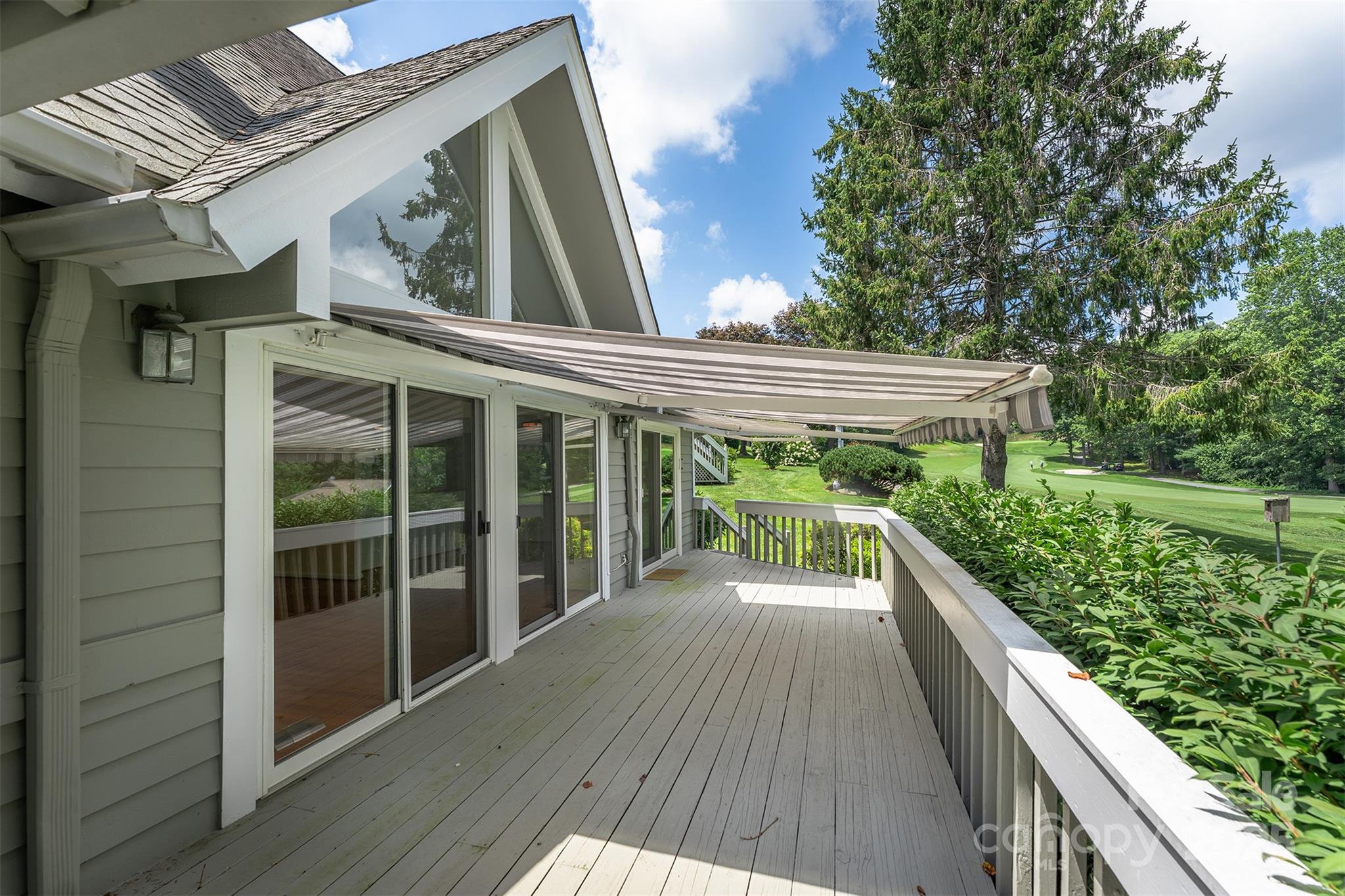144 Overlook Drive — Flat Rock