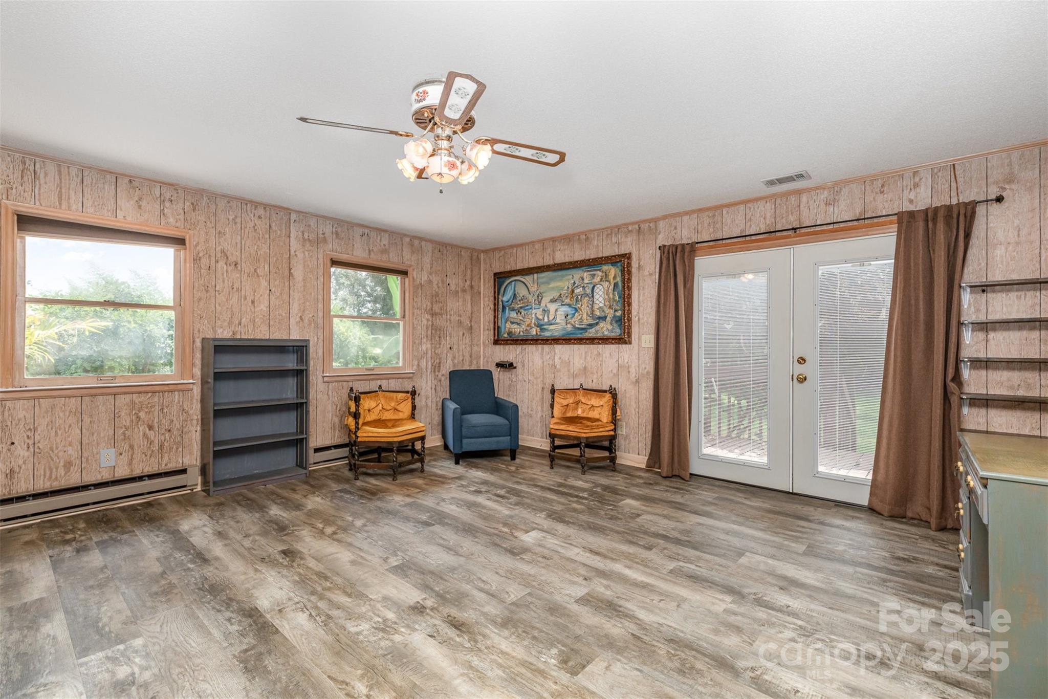 9825 Hagers Road — Huntersville