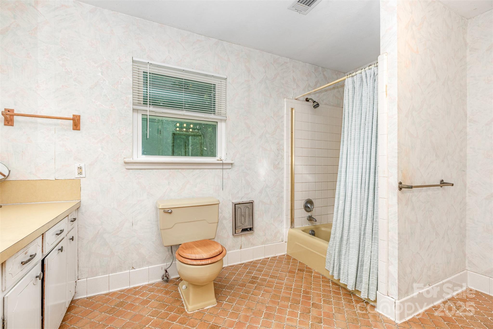 9825 Hagers Road — Huntersville