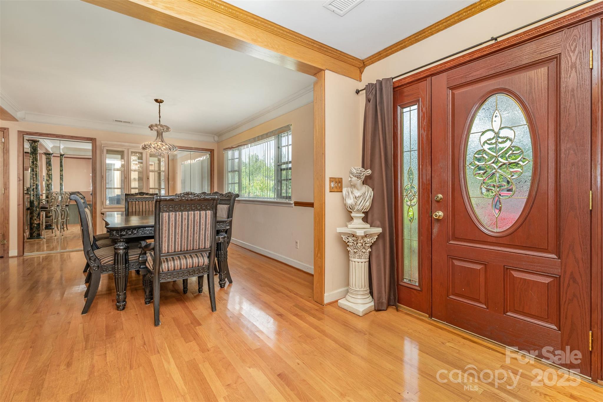 9825 Hagers Road — Huntersville