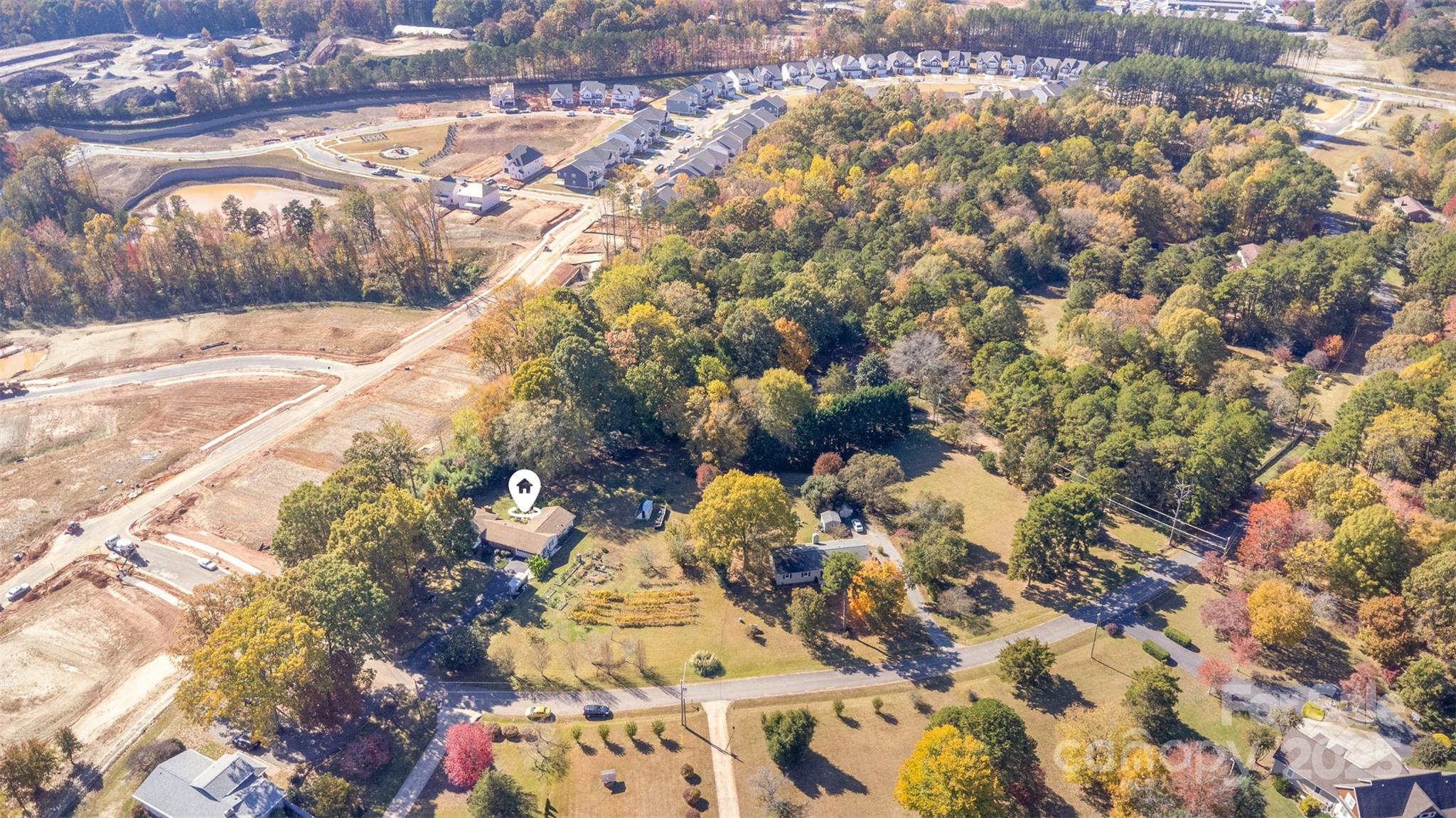 9825 Hagers Road — Huntersville
