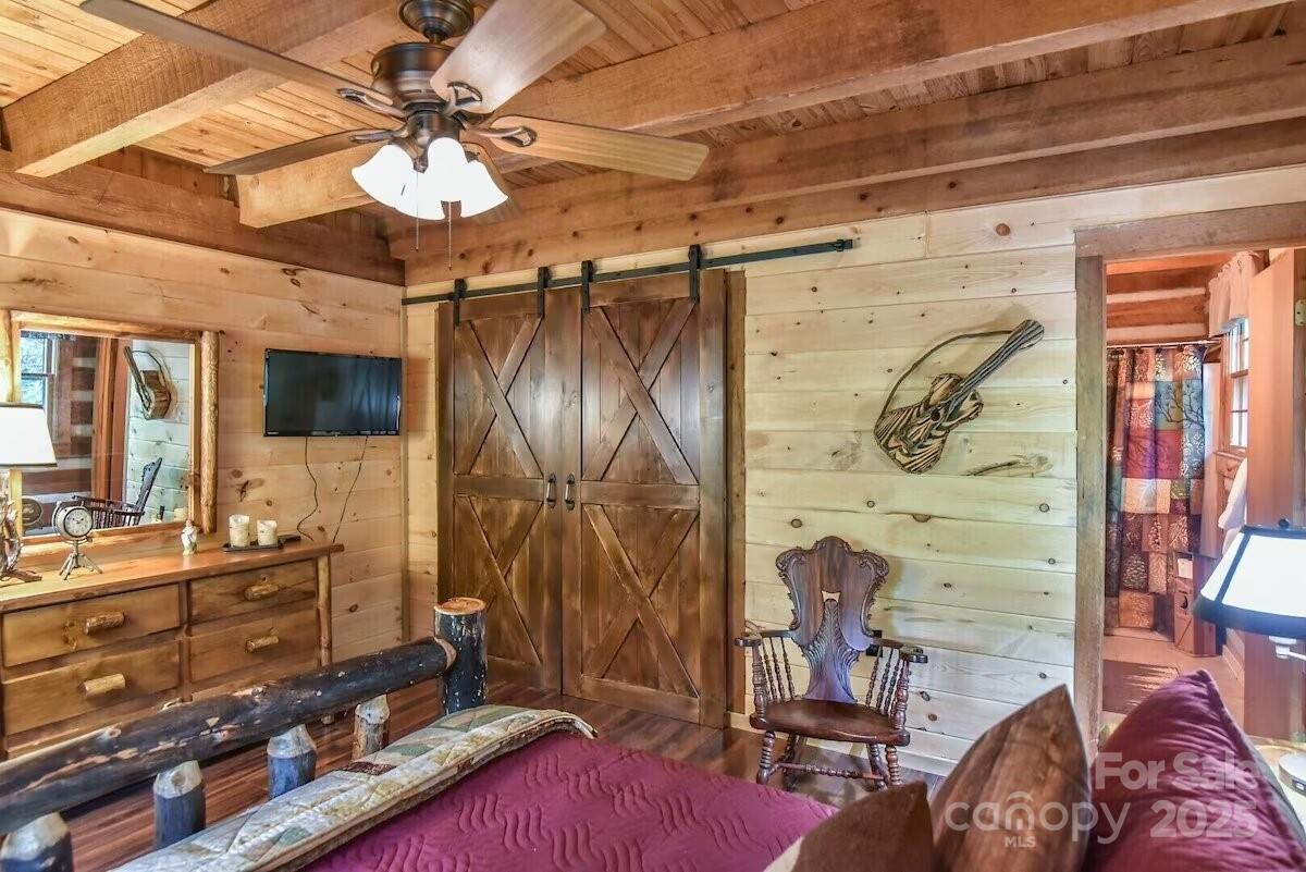 48 Buck Ridge Road — Fairview