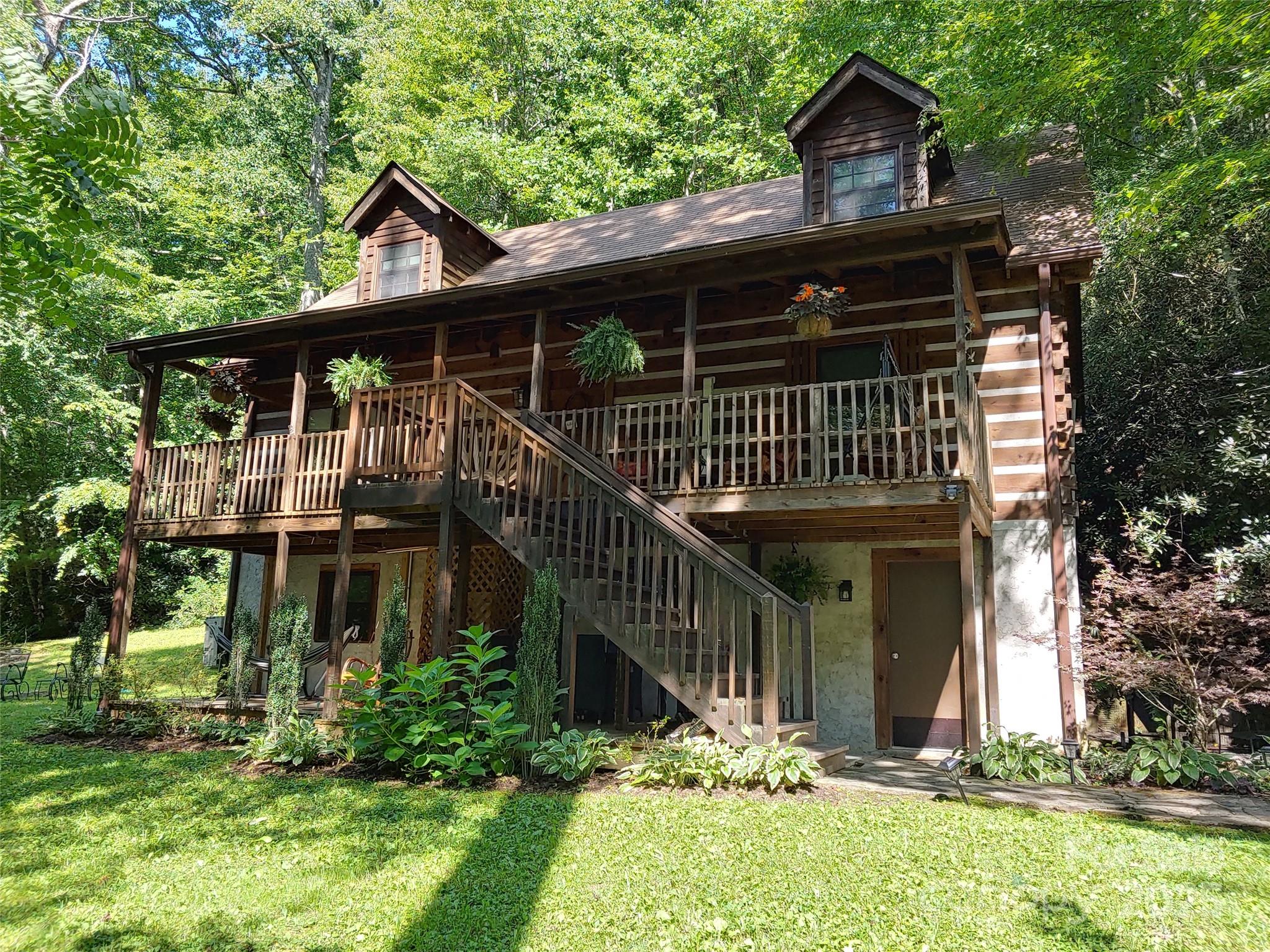 48 Buck Ridge Road — Fairview