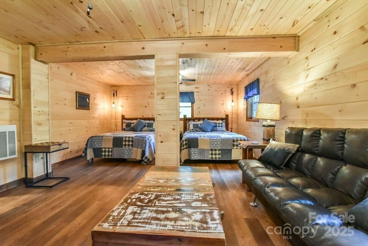 48 Buck Ridge Road — Fairview