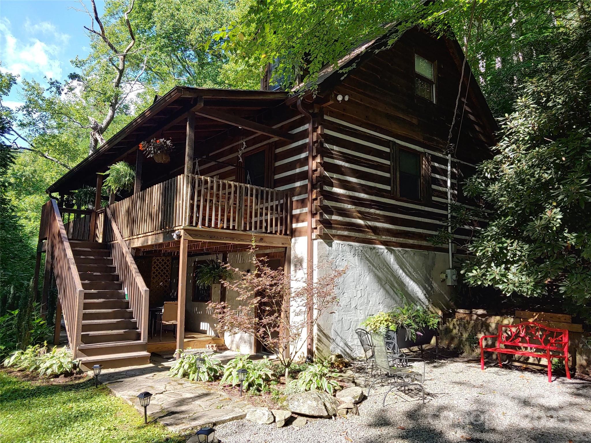48 Buck Ridge Road — Fairview