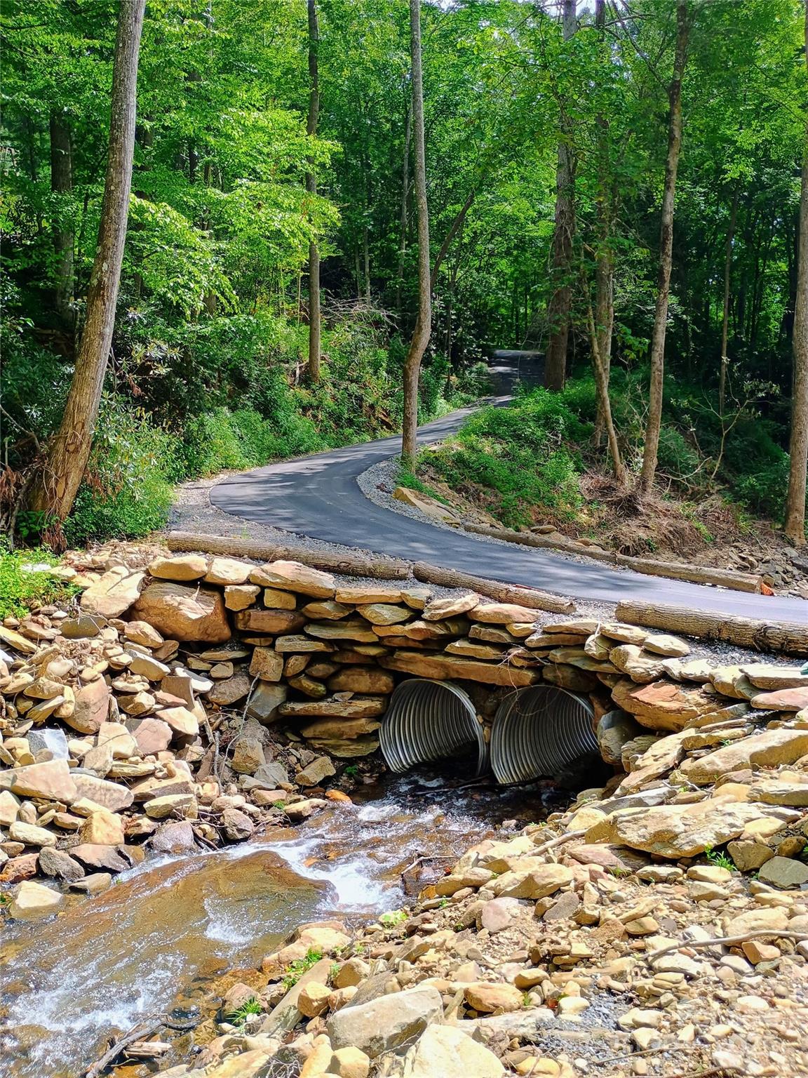 48 Buck Ridge Road — Fairview