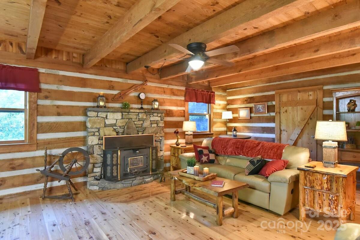 48 Buck Ridge Road — Fairview