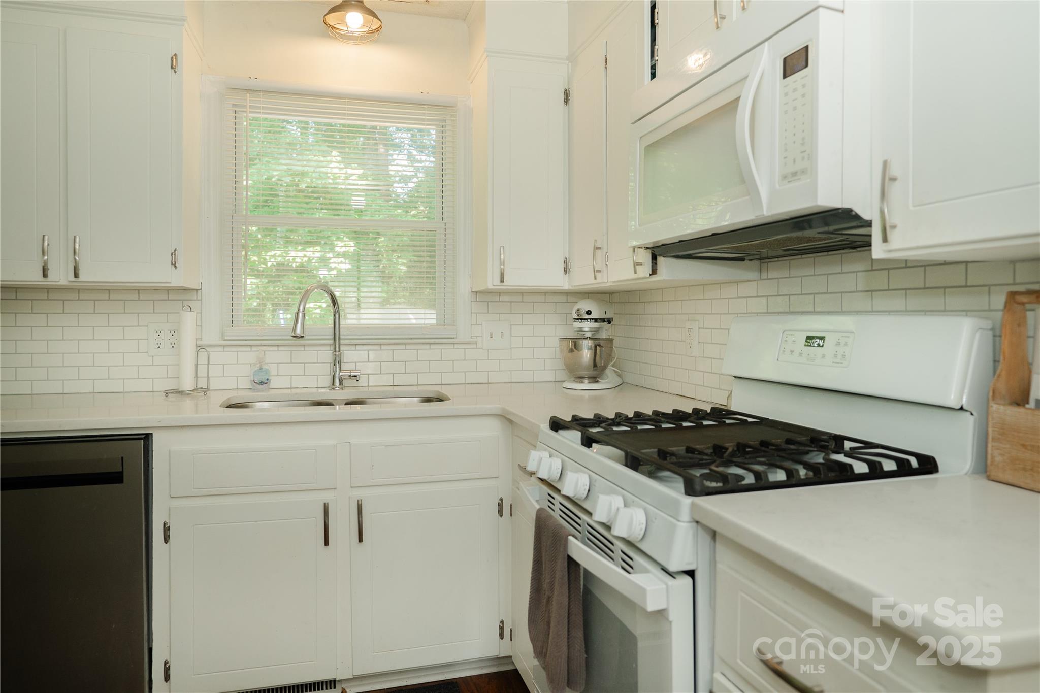 427 Willow Road — Salisbury