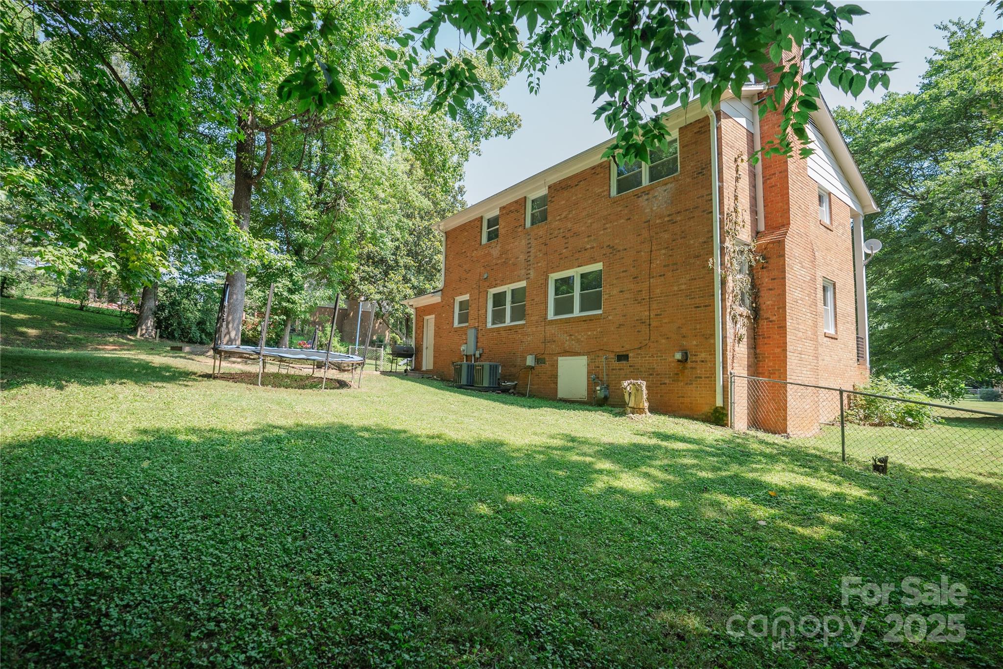 427 Willow Road — Salisbury