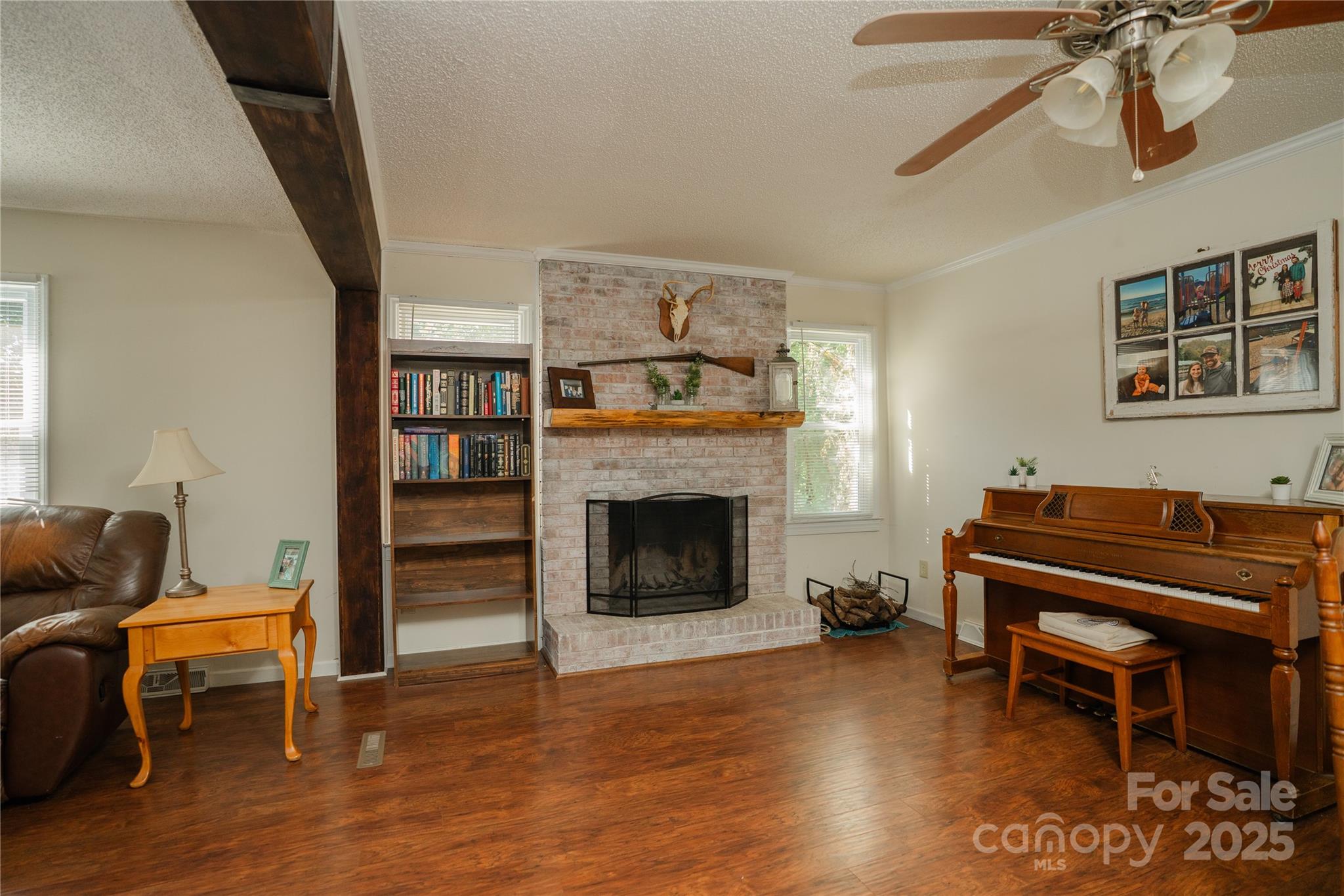 427 Willow Road — Salisbury