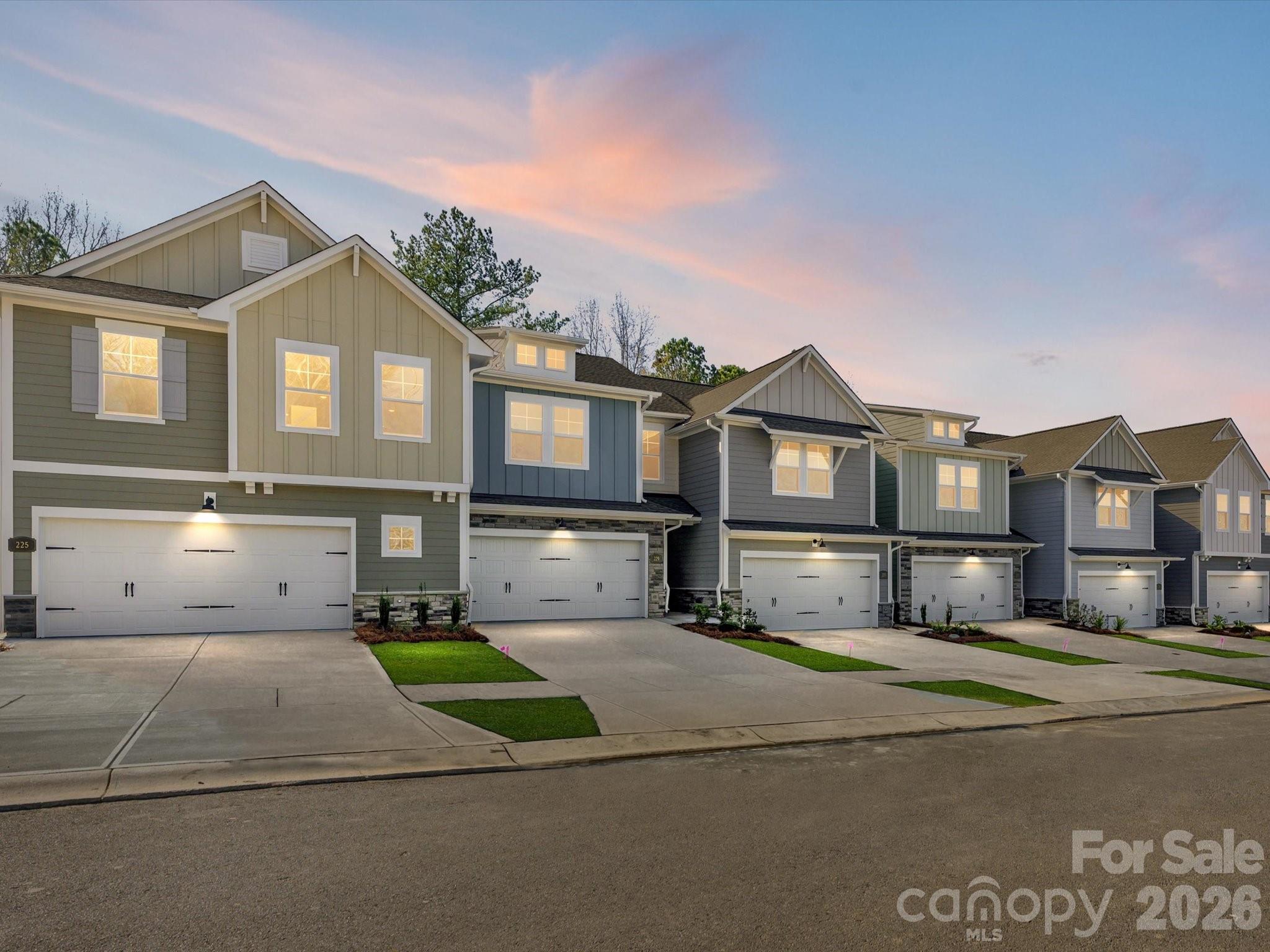 237 Alluvium Lane — Waxhaw
