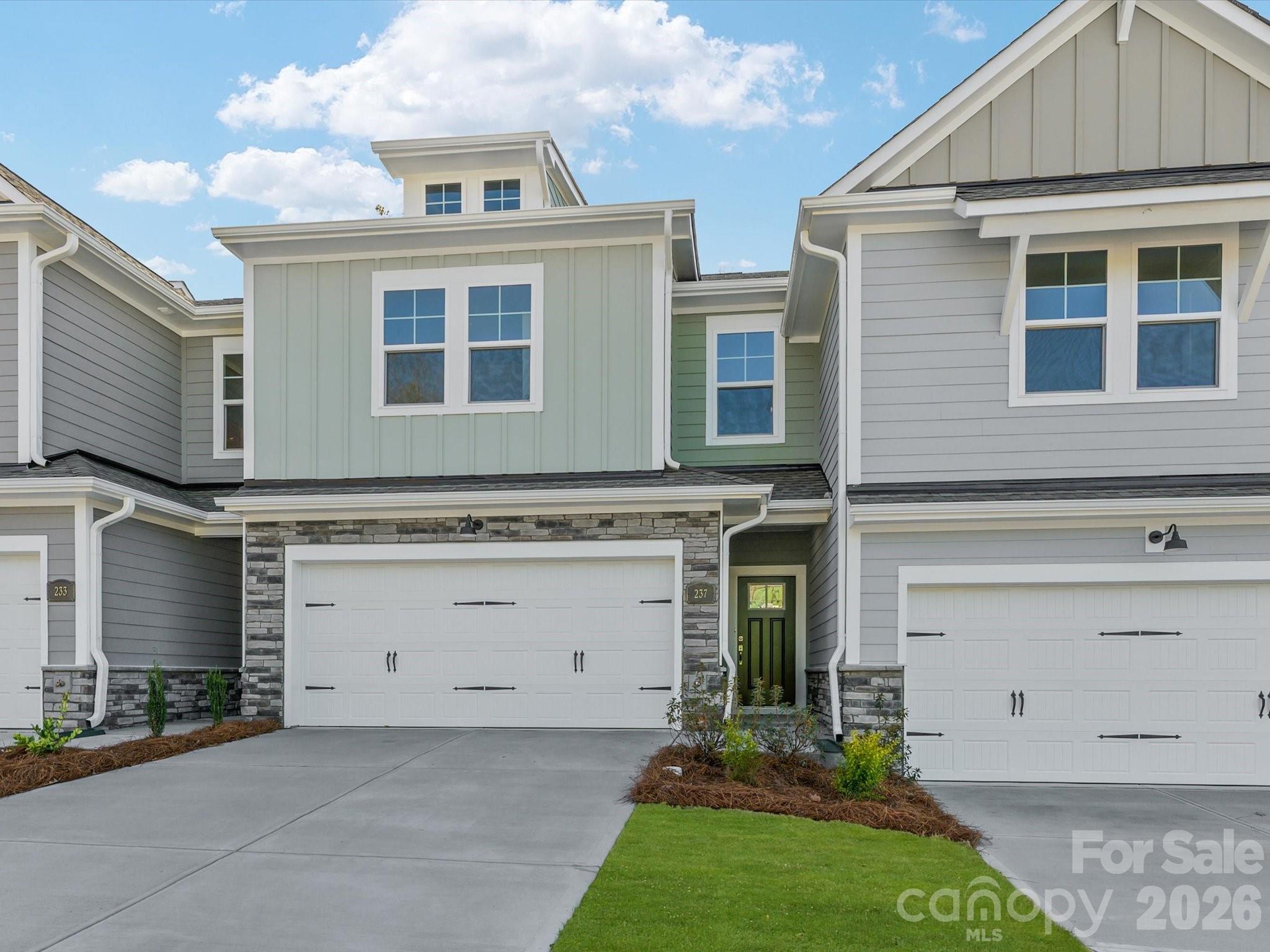 237 Alluvium Lane — Waxhaw