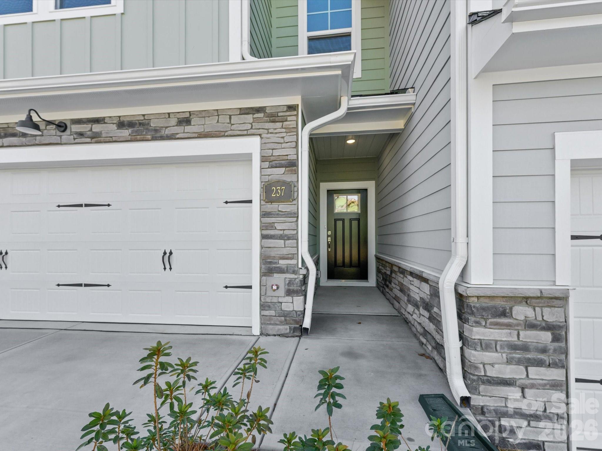 237 Alluvium Lane — Waxhaw