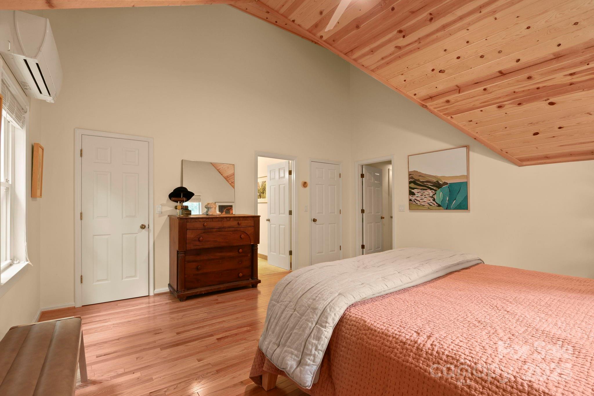 127 Boulder Lane — Blowing Rock