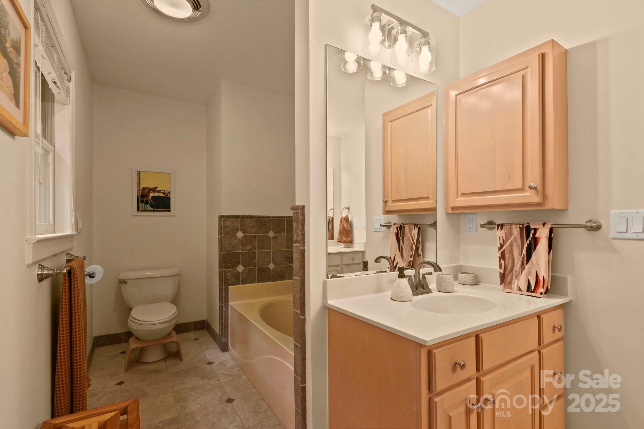 127 Boulder Lane — Blowing Rock