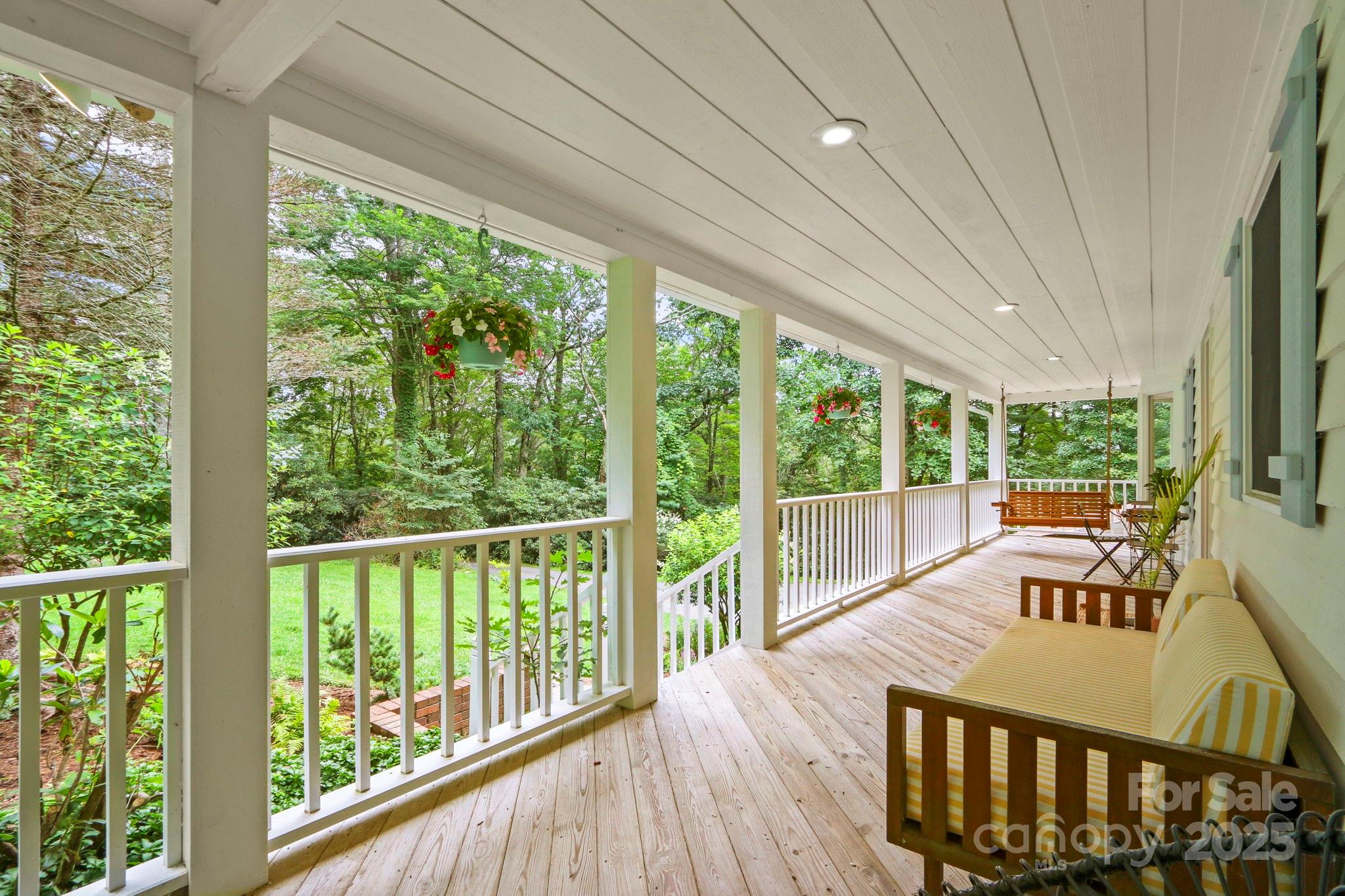 127 Boulder Lane — Blowing Rock