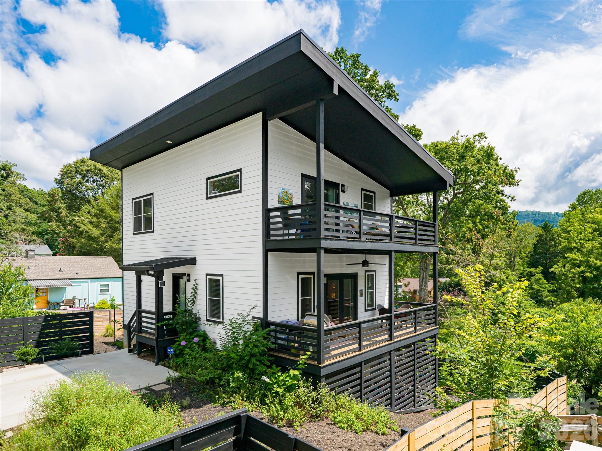197 Chatham Road — Asheville