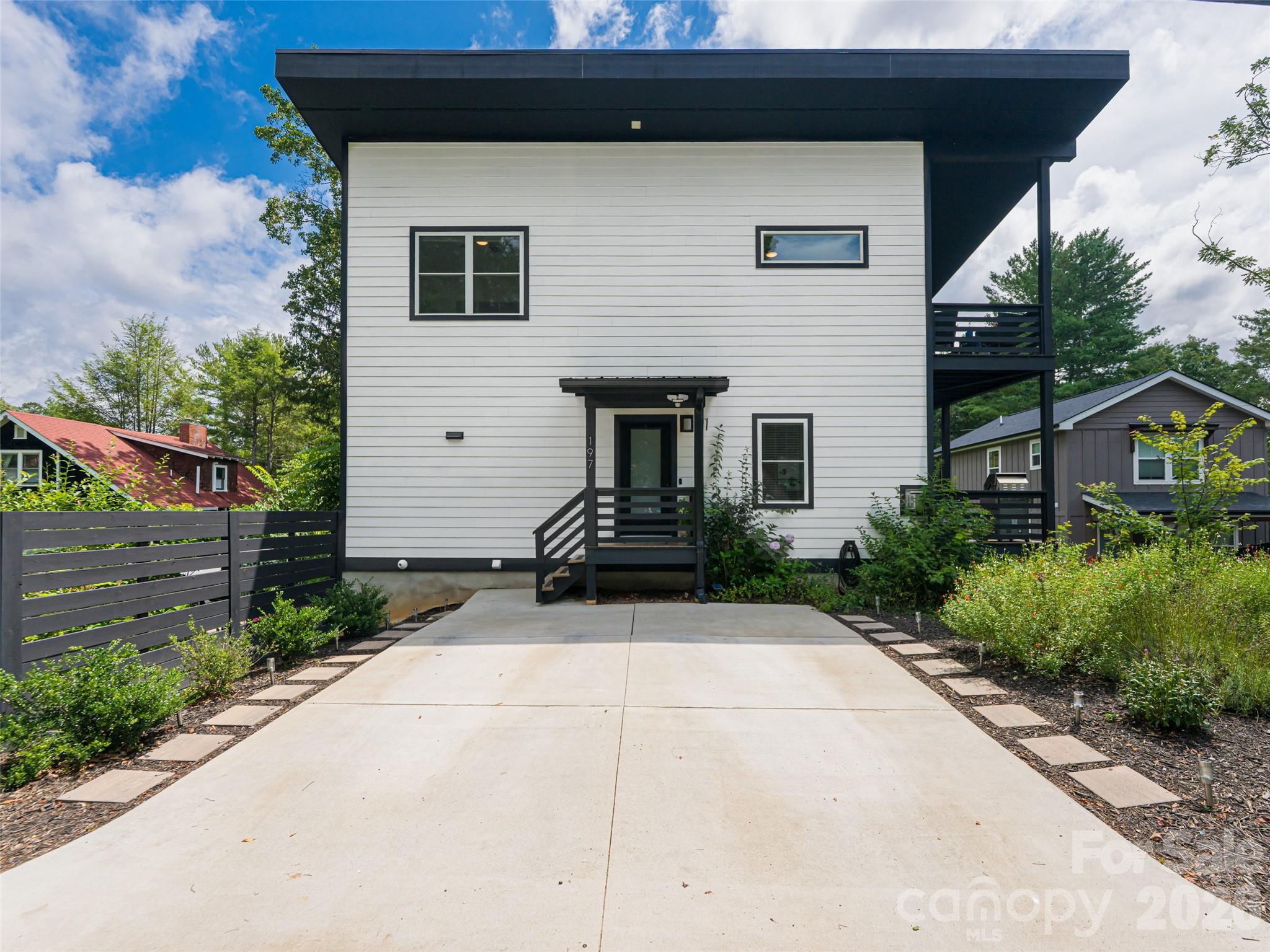 197 Chatham Road — Asheville