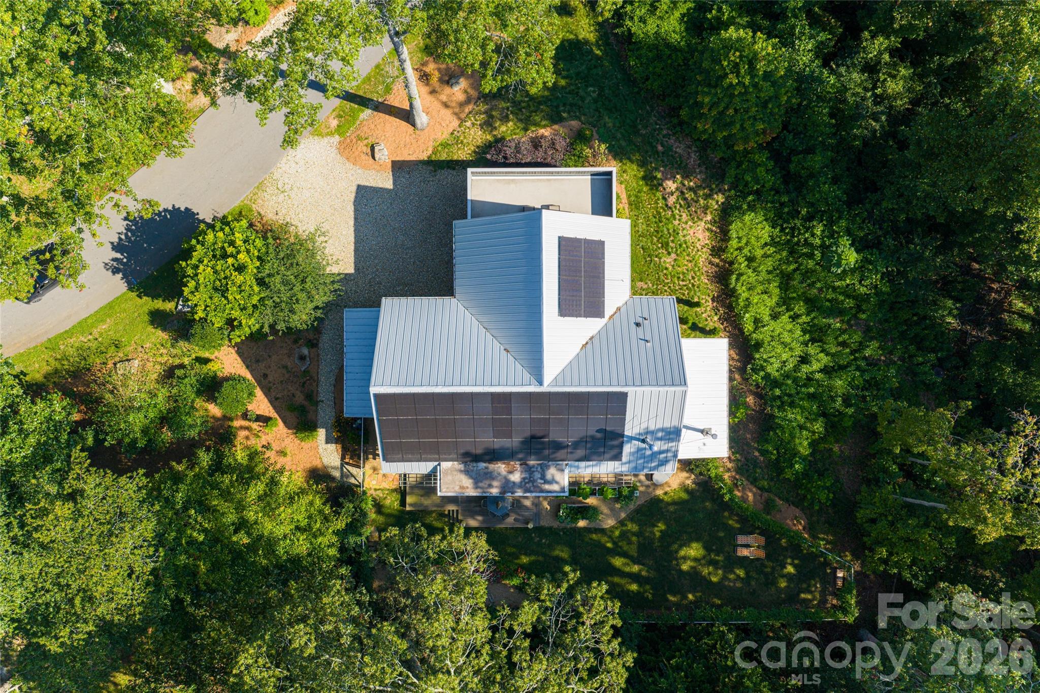 7 Bee Balm Way — Asheville