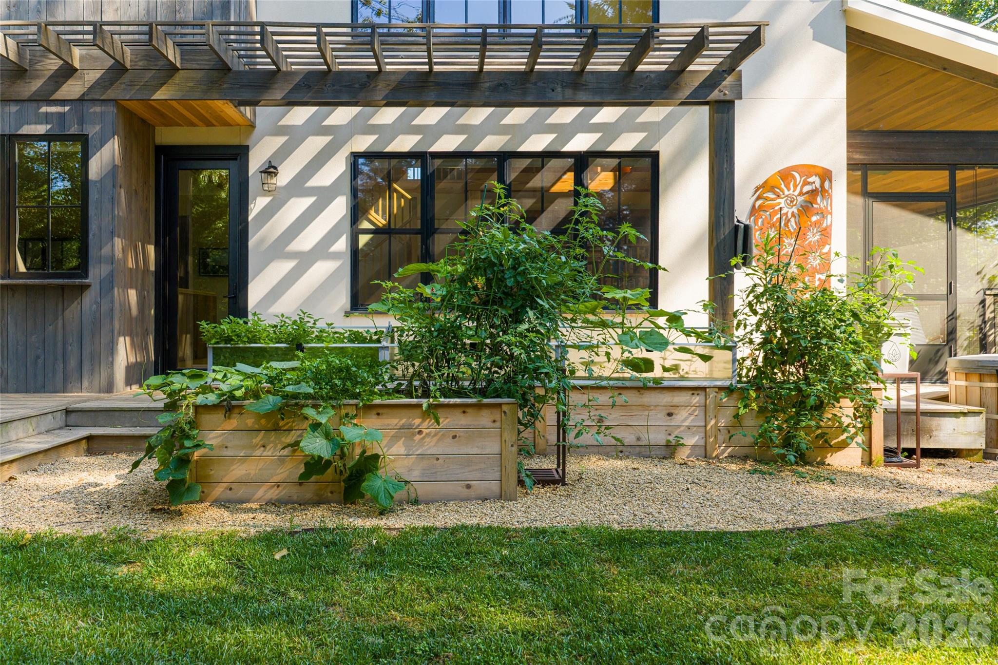 7 Bee Balm Way — Asheville