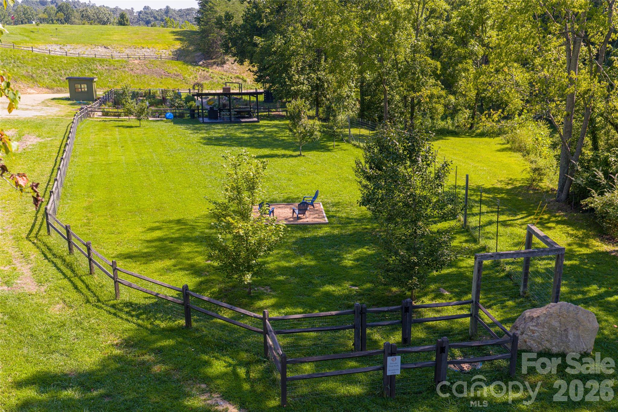 7 Bee Balm Way — Asheville