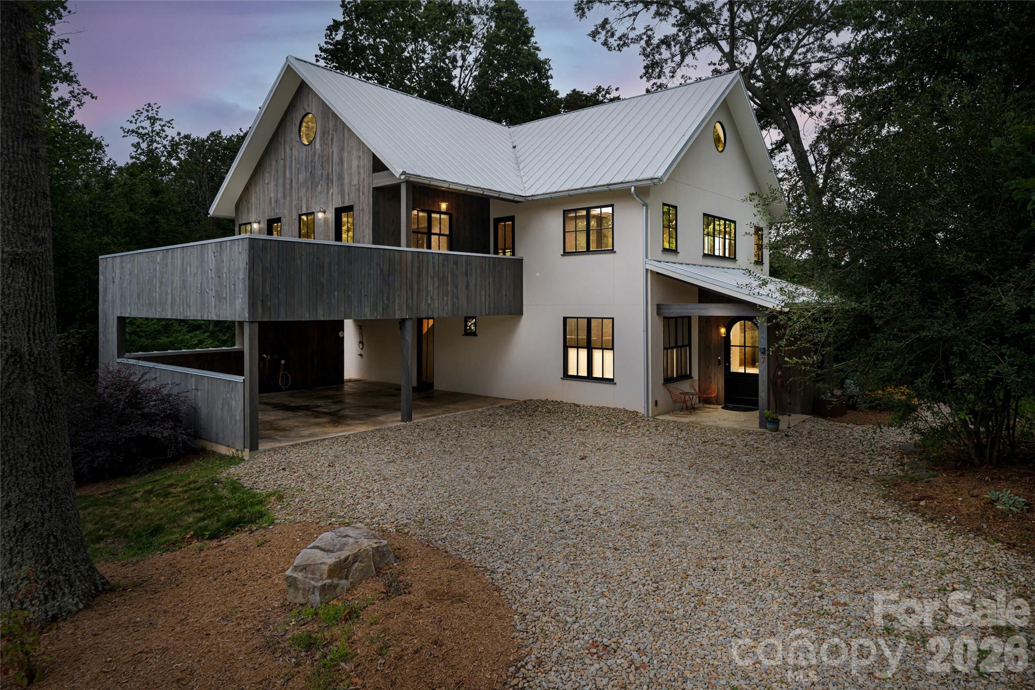 7 Bee Balm Way — Asheville
