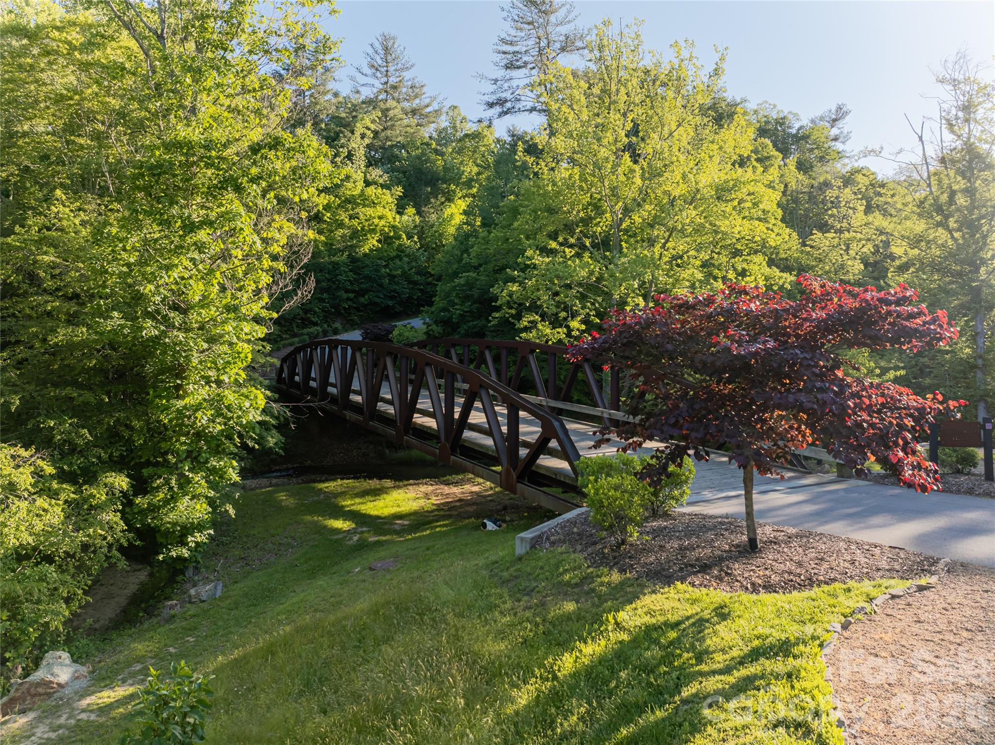 7 Bee Balm Way — Asheville