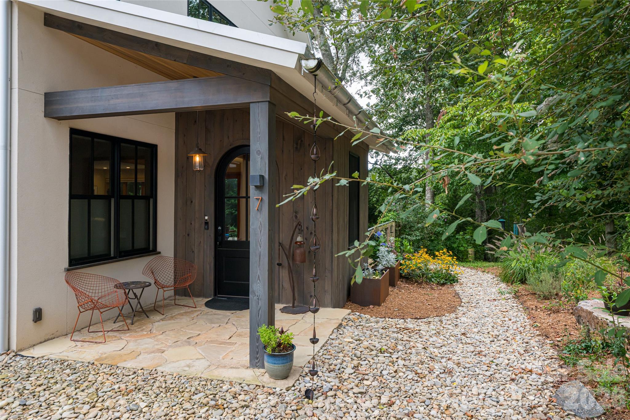 7 Bee Balm Way — Asheville