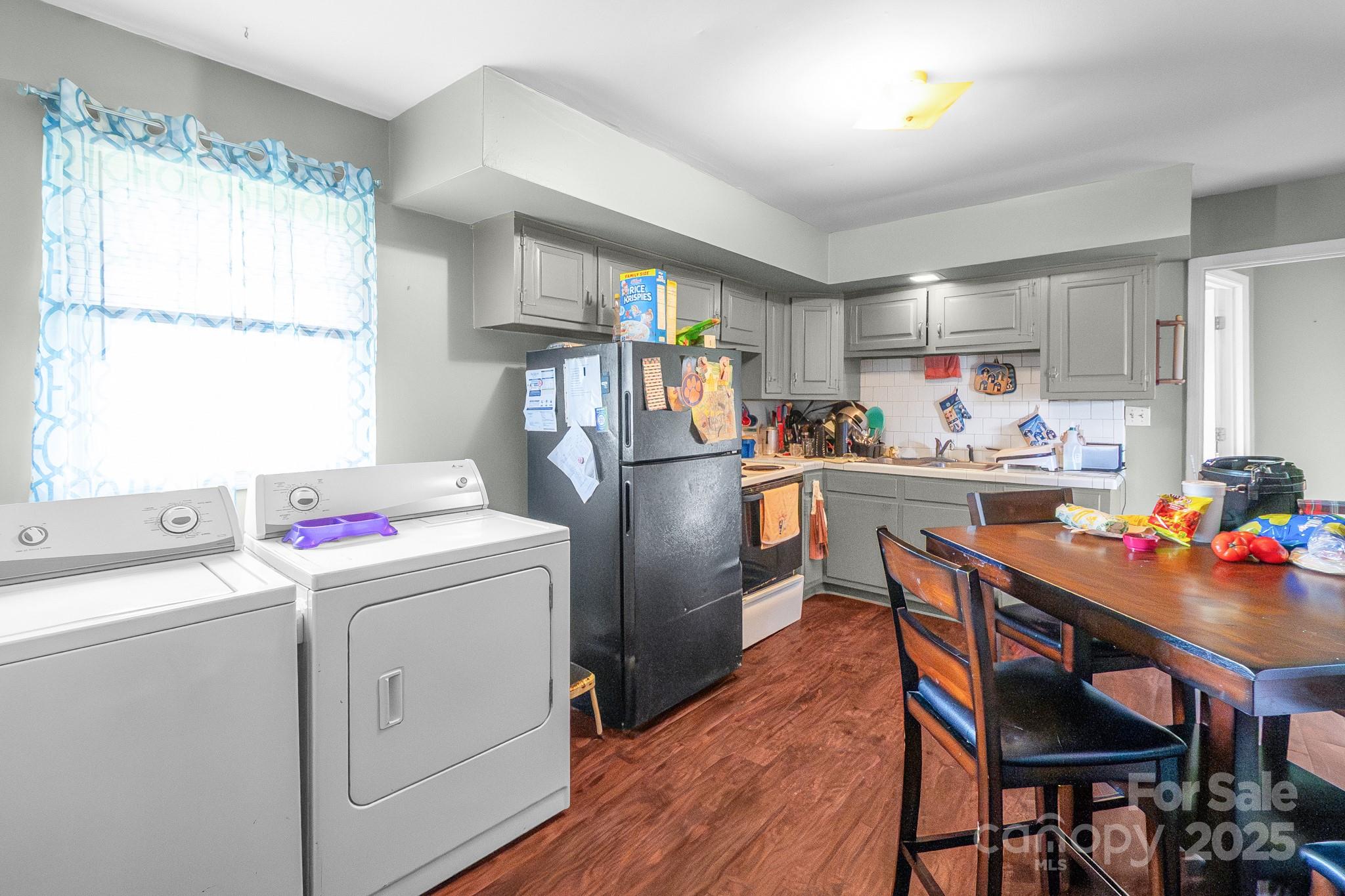 940 W End Road — Chester
