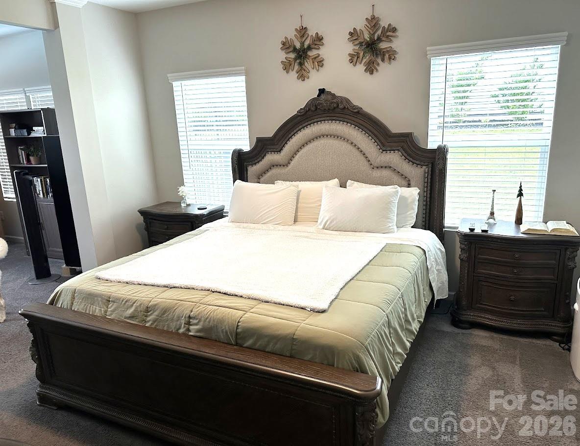 1376 Whistling Lane — York