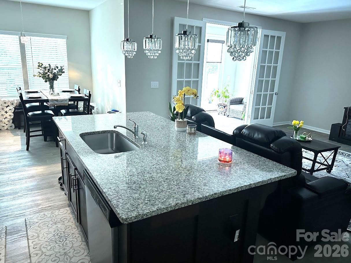 1376 Whistling Lane — York