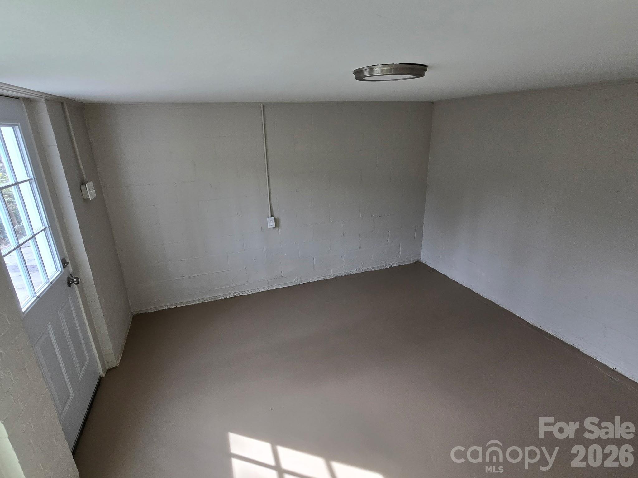 126 Sunset Drive — Chester