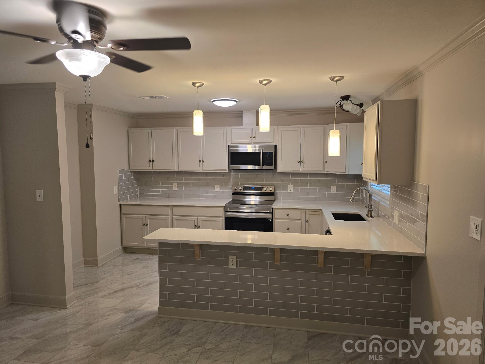 126 Sunset Drive — Chester