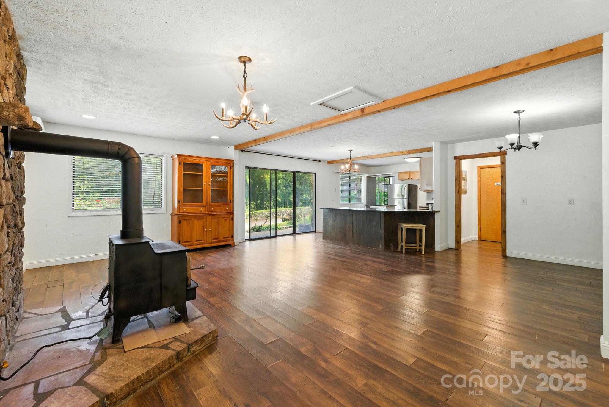 7741 Brevard Road — Etowah