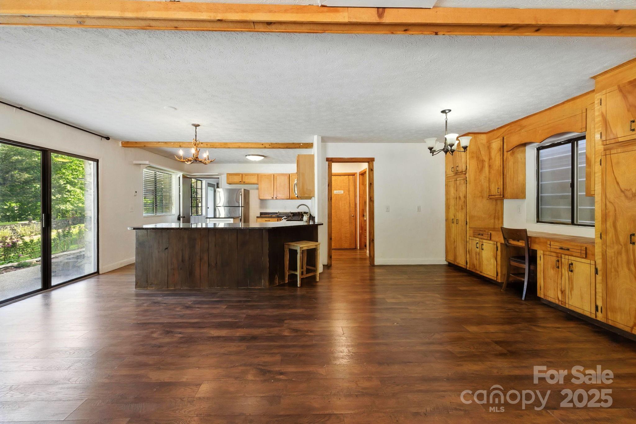 7741 Brevard Road — Etowah