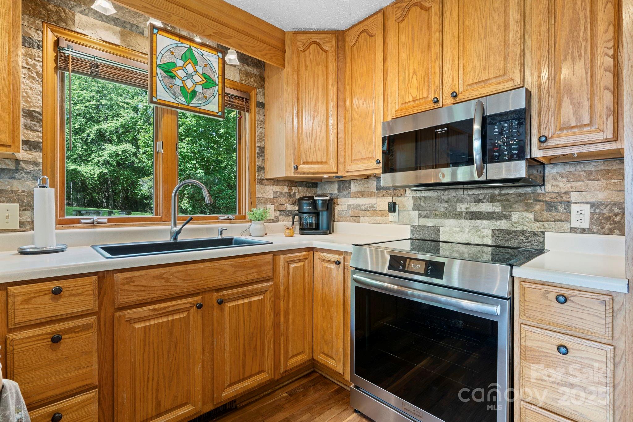 4415 Laurel Ridge Drive — Lenoir