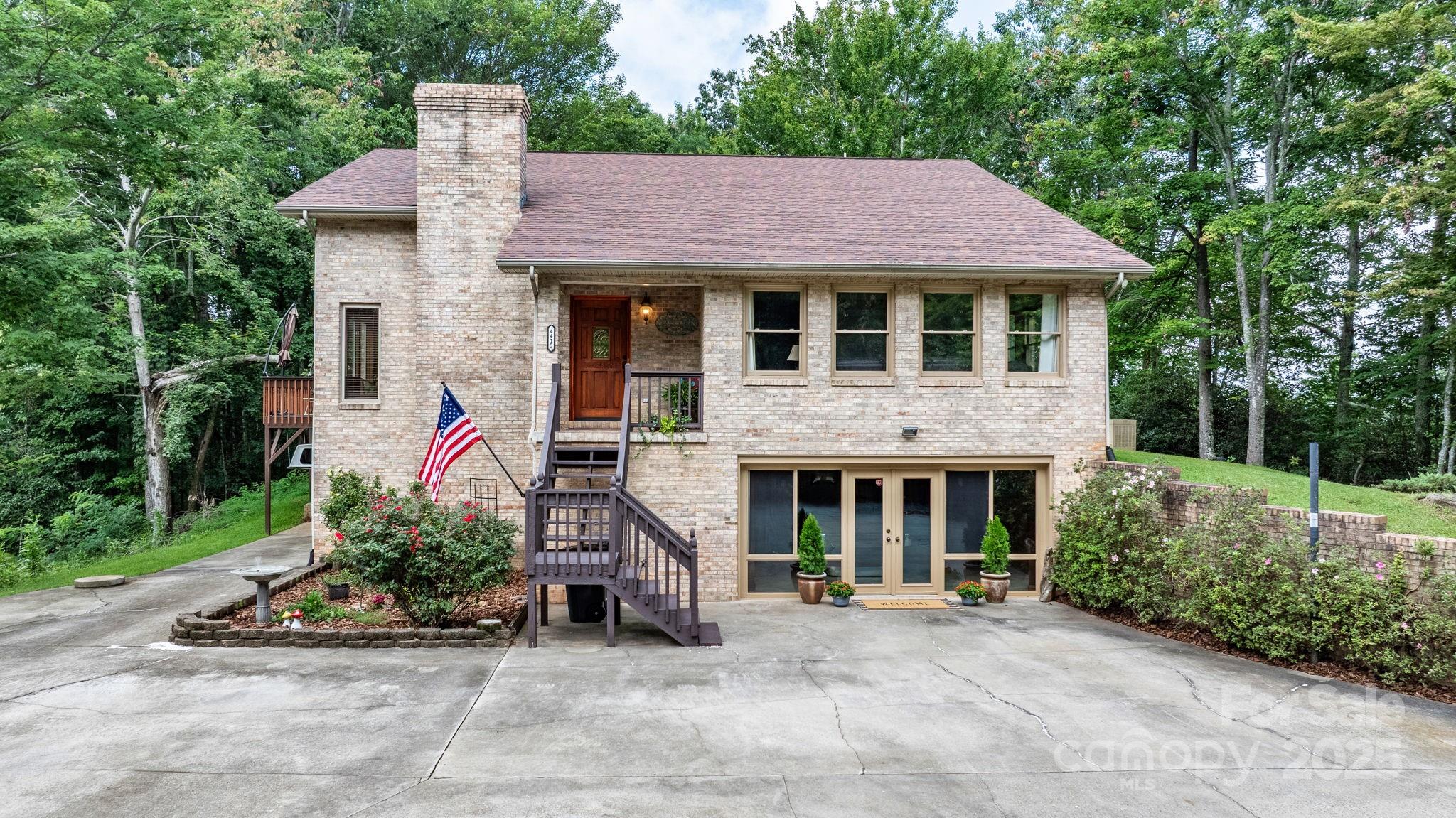 4415 Laurel Ridge Drive — Lenoir