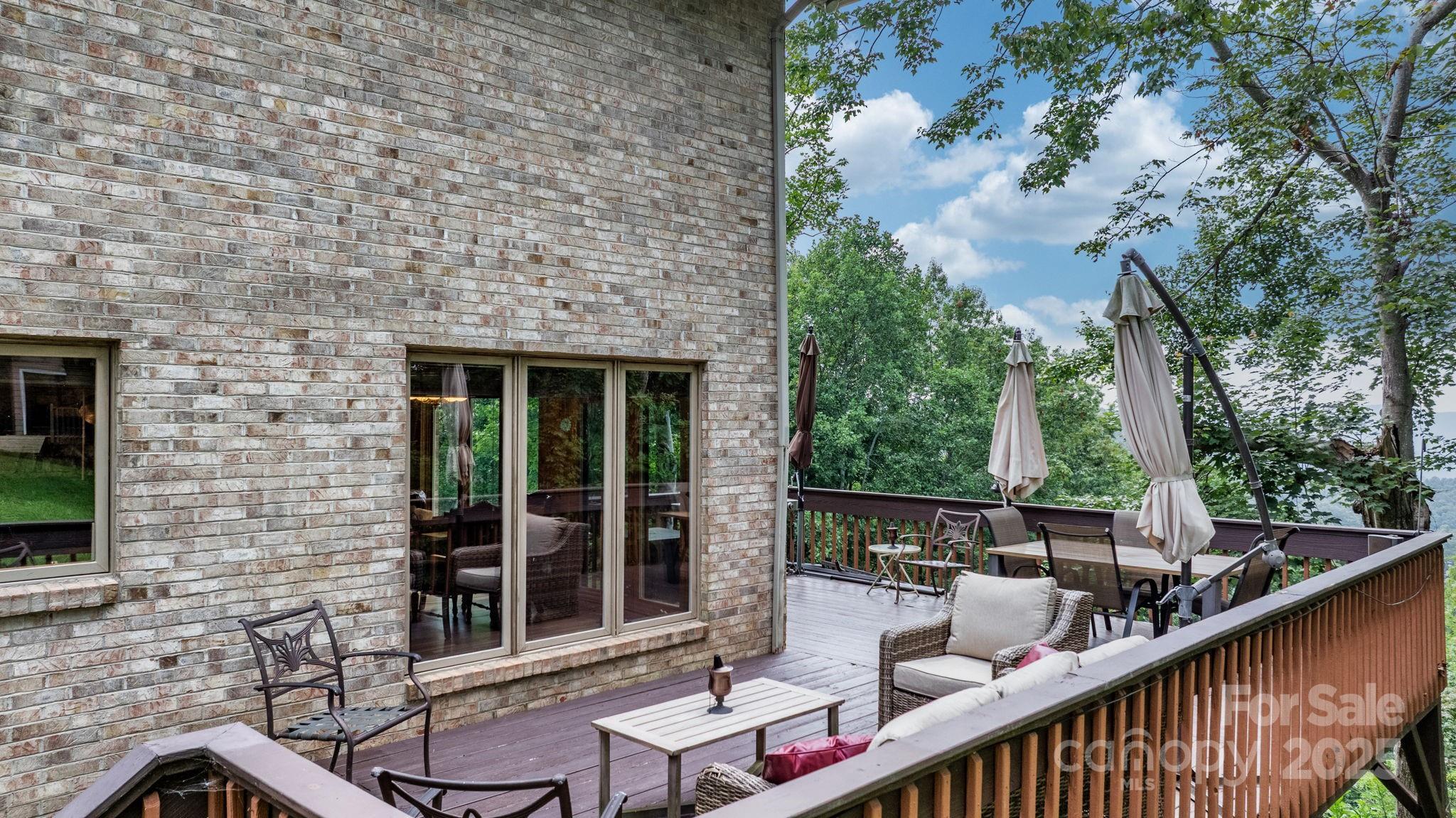 4415 Laurel Ridge Drive — Lenoir