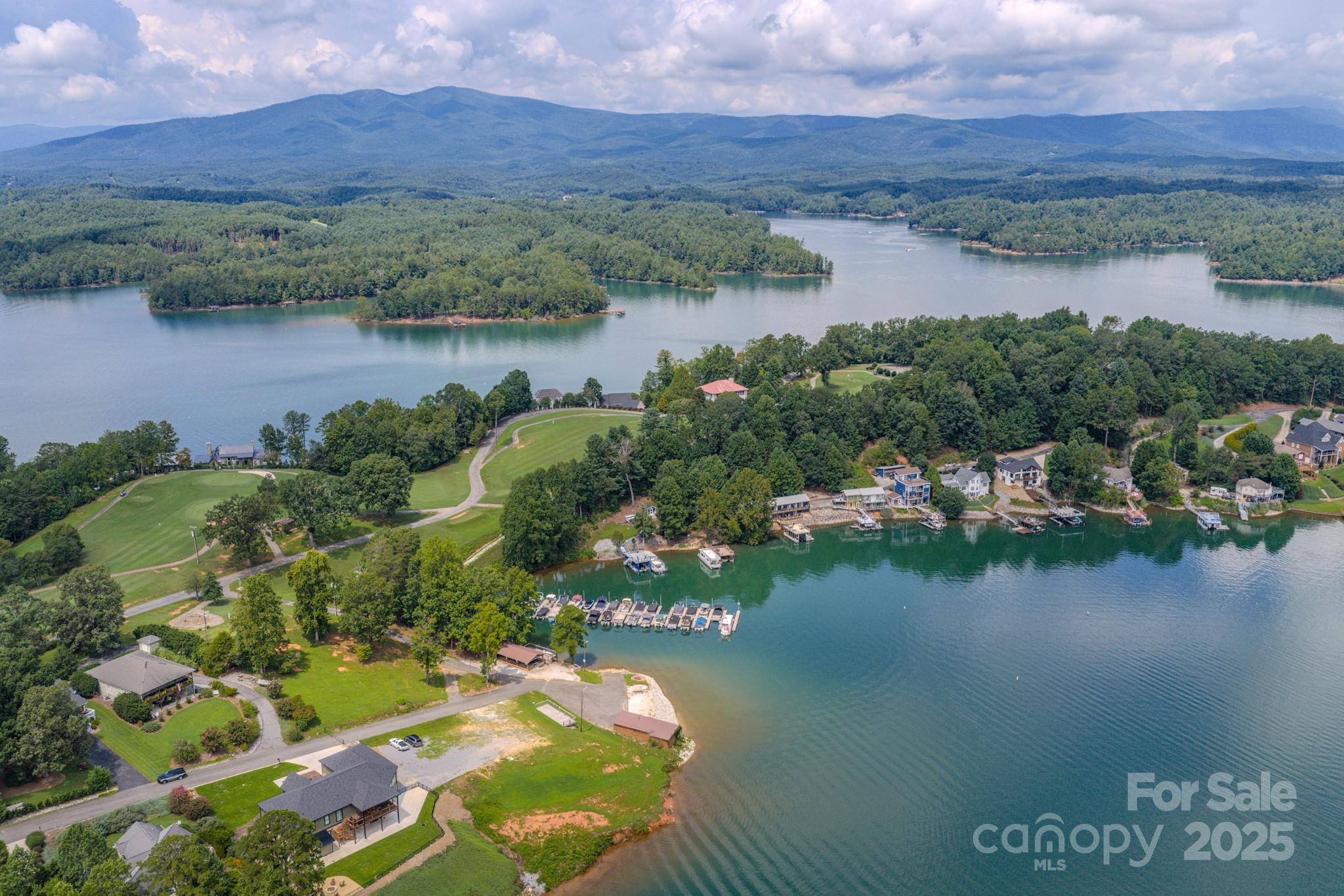 101 Lake Club Lane — Nebo