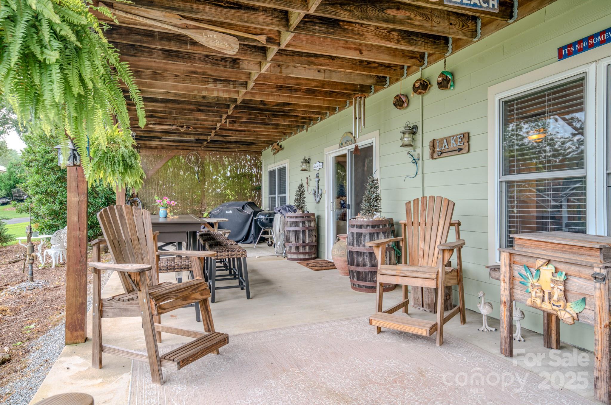101 Lake Club Lane — Nebo