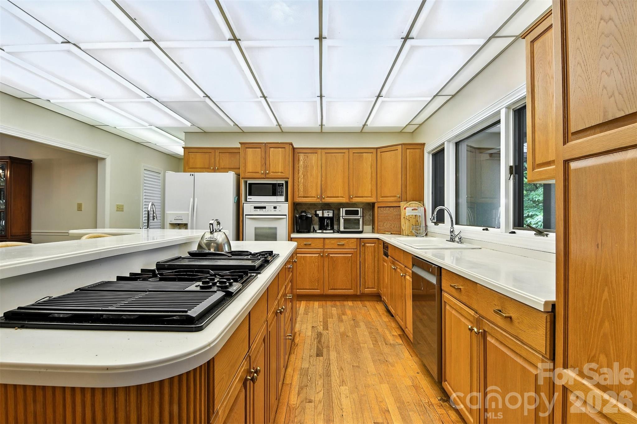 5042 Ridgeland Drive — Hickory
