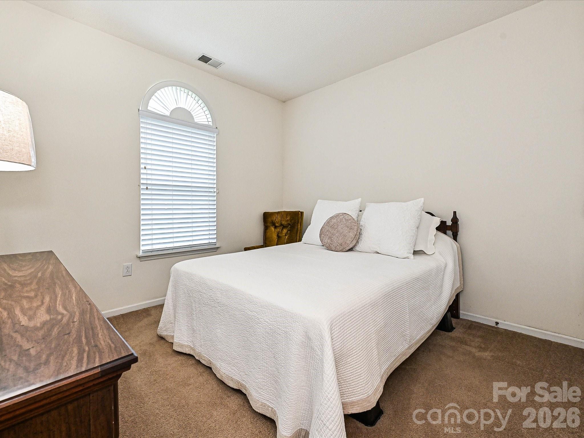 5607 Oak Drive — Charlotte