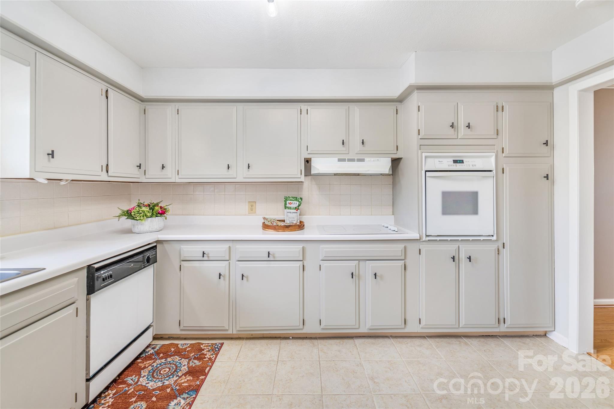 102 Boyd Drive #5C — Flat Rock