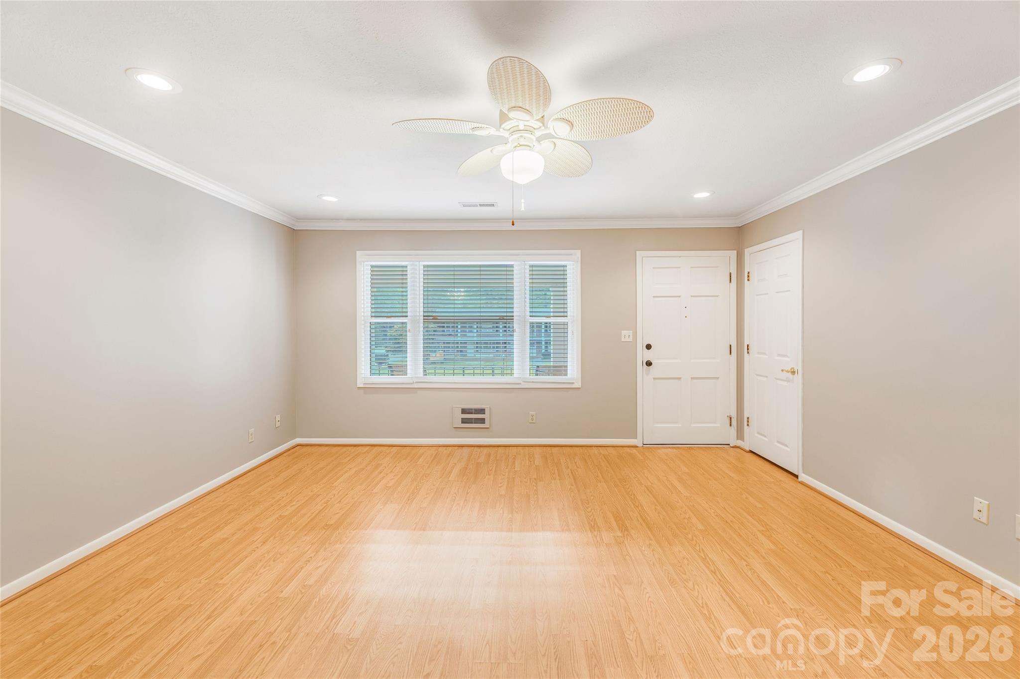102 Boyd Drive #5C — Flat Rock