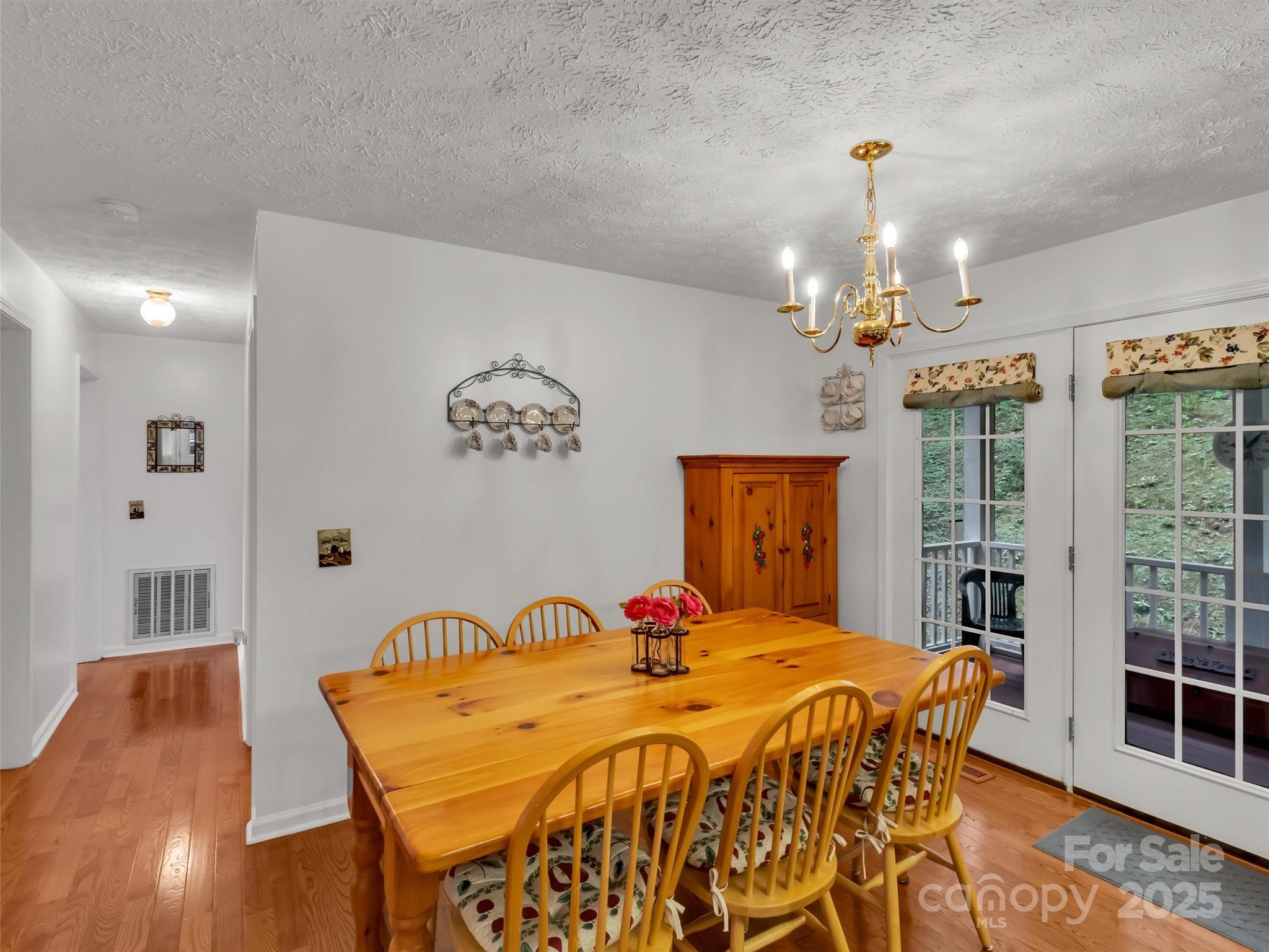 562 Beechwood Drive — Sylva