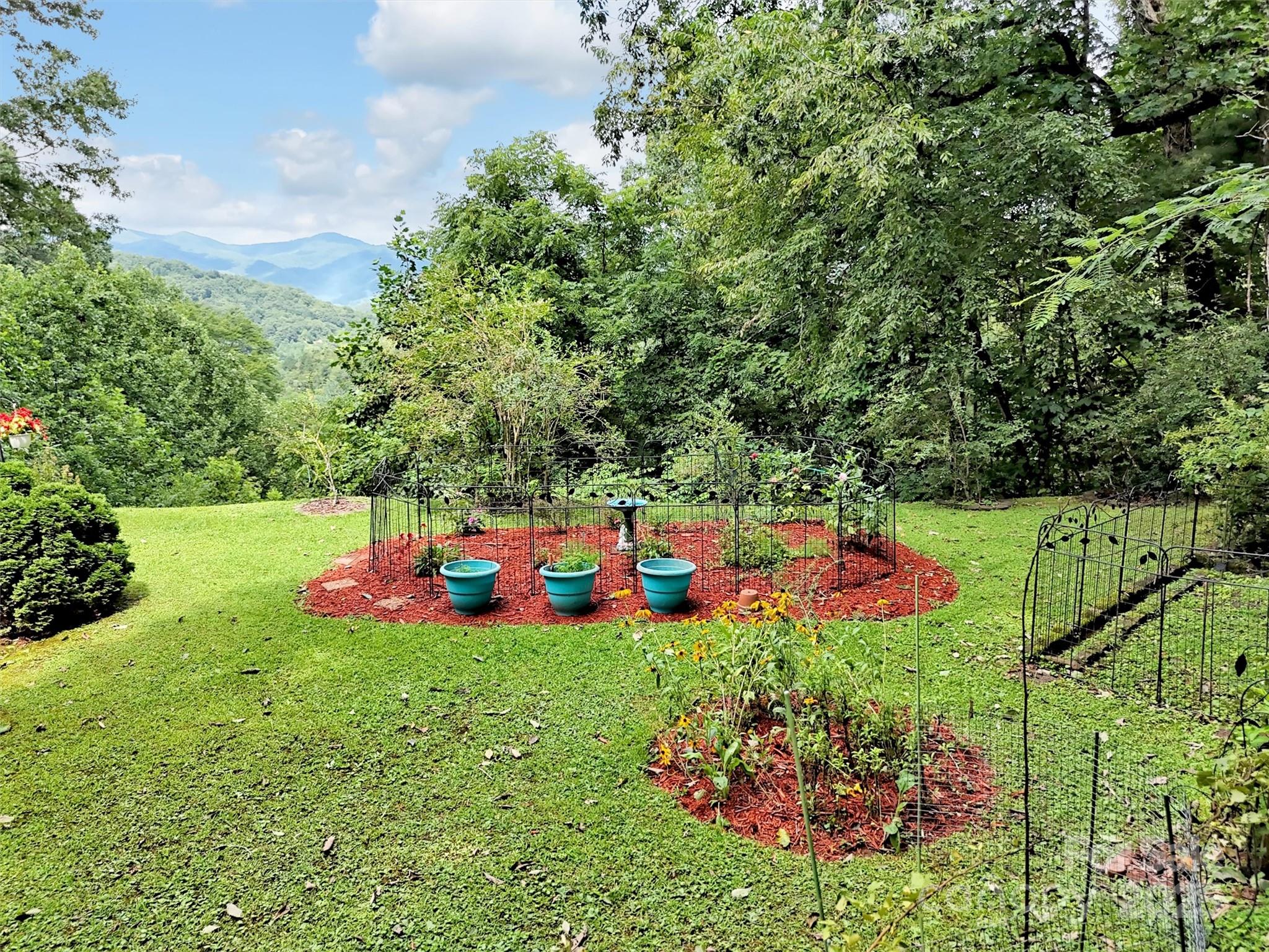 562 Beechwood Drive — Sylva