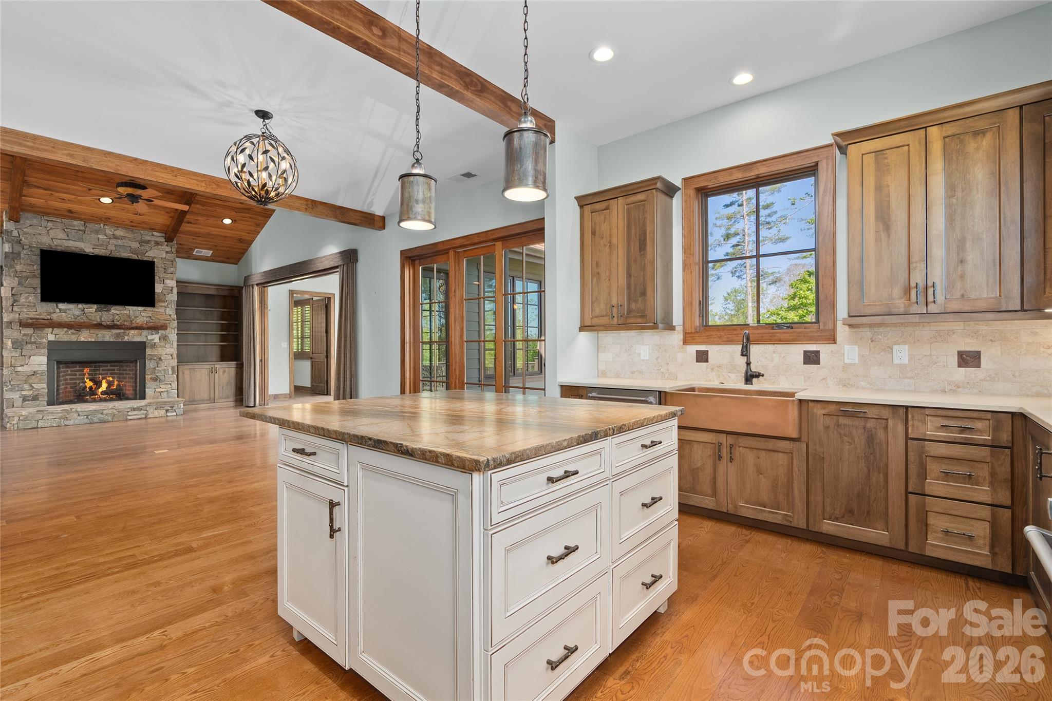 50 Hallett Court — Asheville
