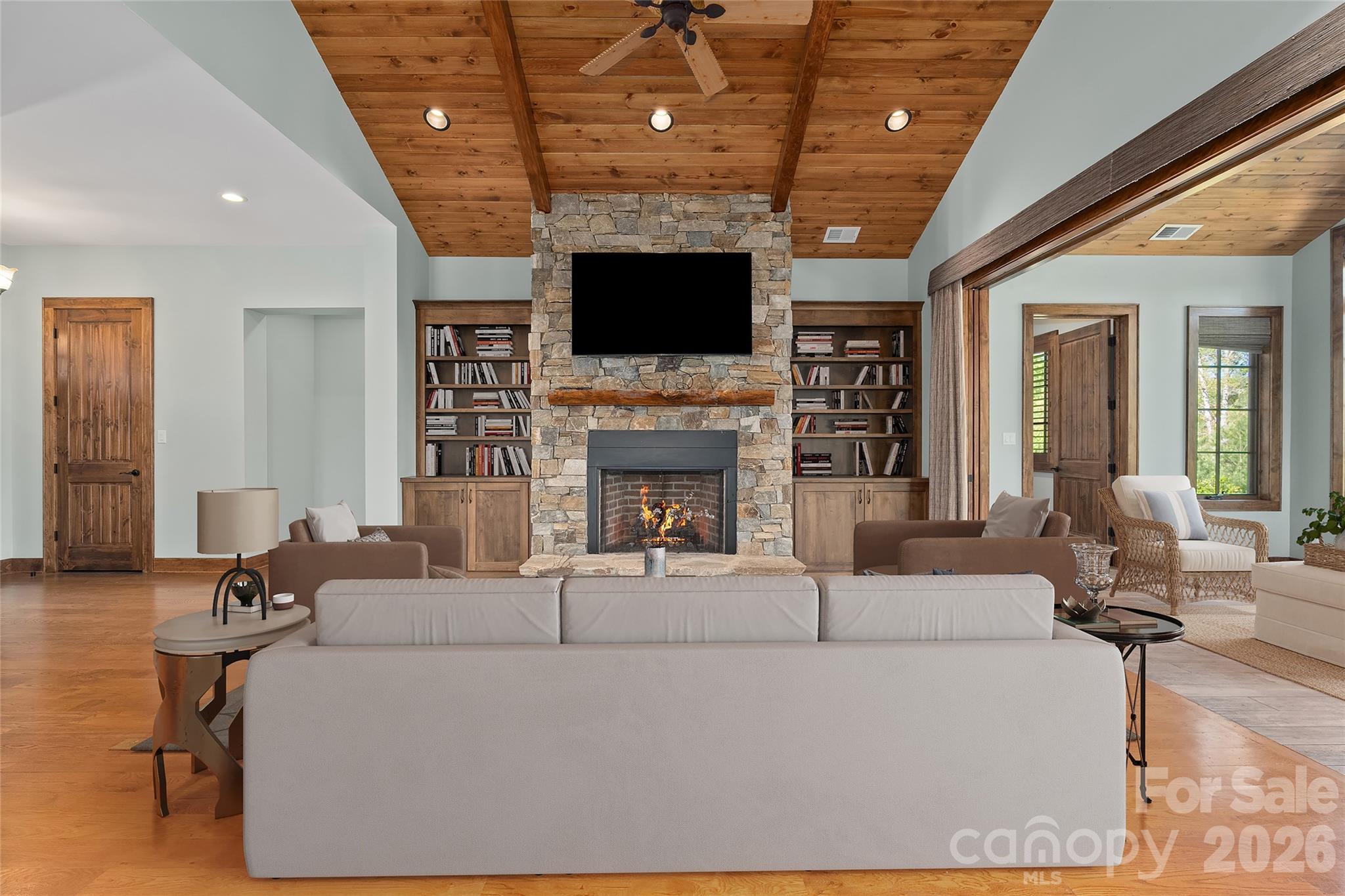 50 Hallett Court — Asheville